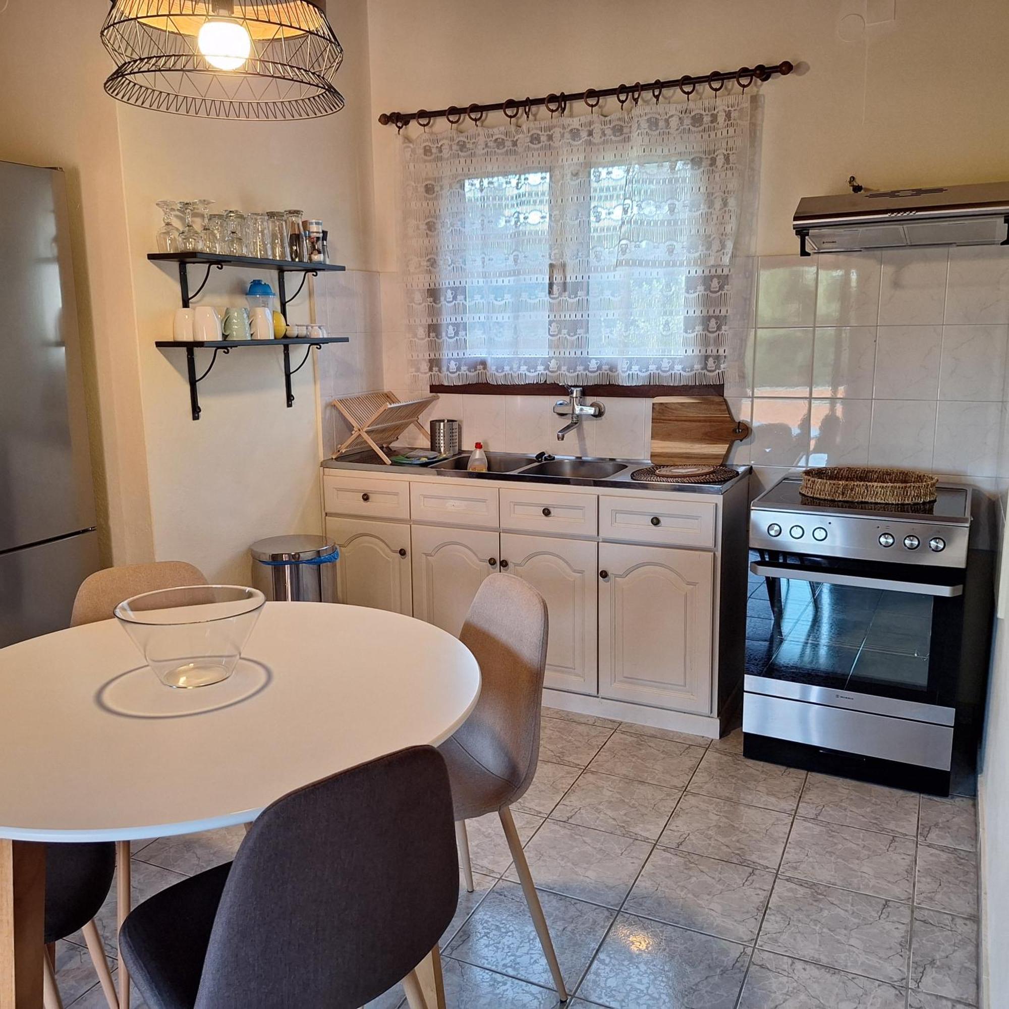 Areti Apartment Áfra Kültér fotó
